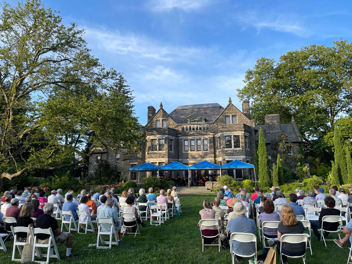 Gallery 5 - Summer Serenade with Reginald Mobley